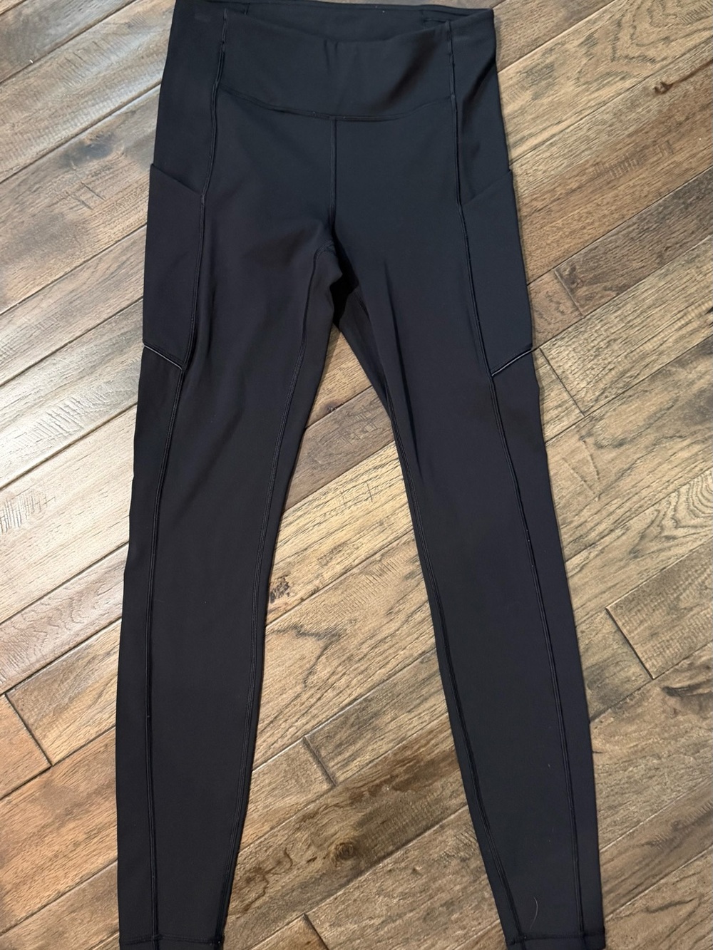 lululemon athletica Black Mid-Rise Leggings with Side Pockets Size 4